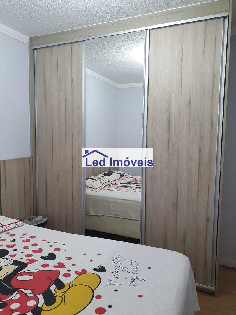 Apartamento à venda com 2 quartos, 70m² - Foto 10