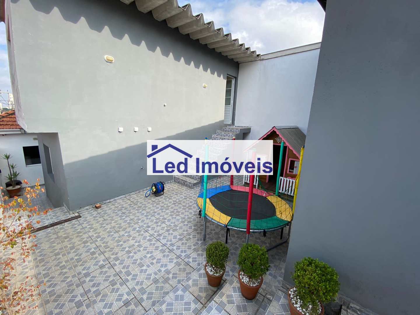 Casa à venda com 3 quartos, 300m² - Foto 34