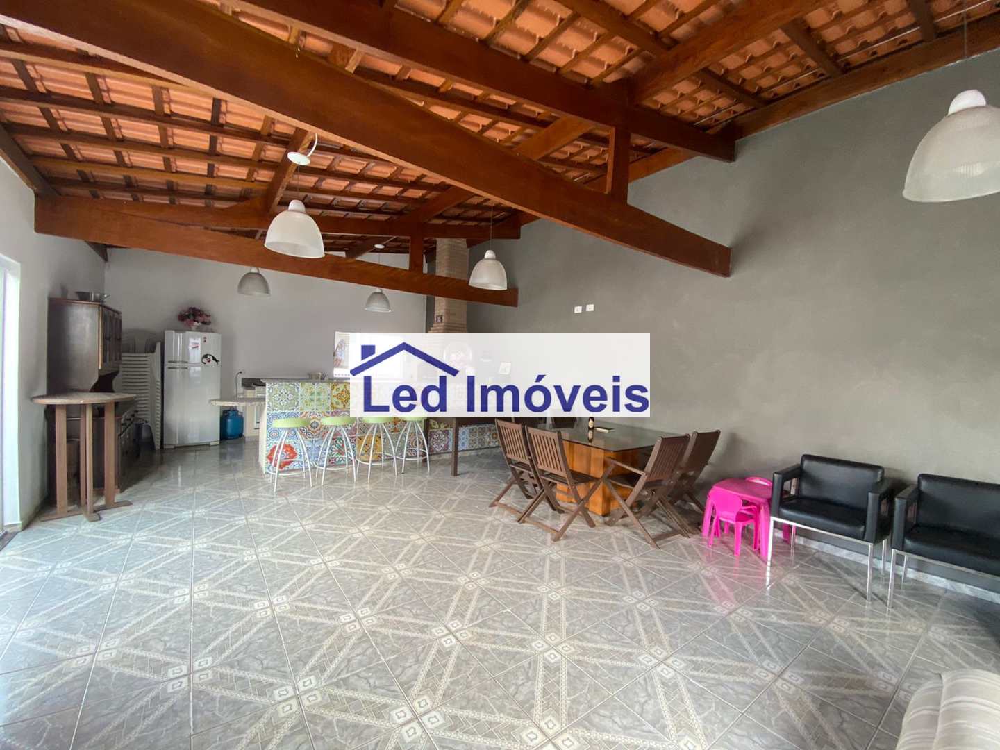 Casa à venda com 3 quartos, 300m² - Foto 27