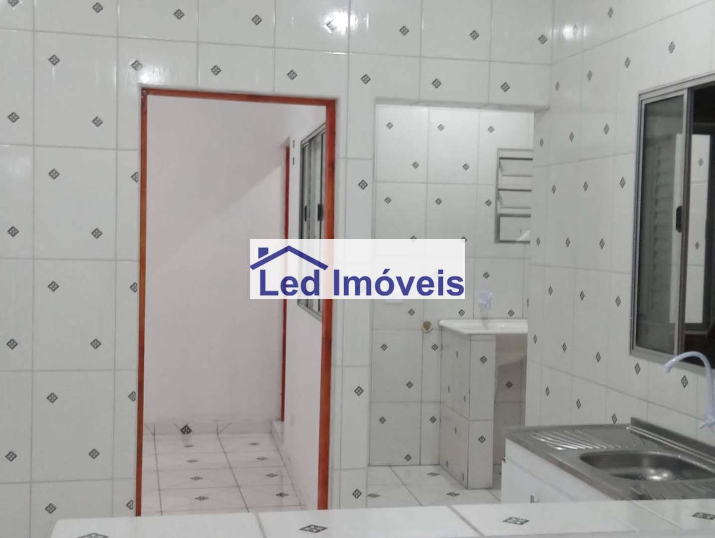 Casa à venda com 2 quartos, 125m² - Foto 11