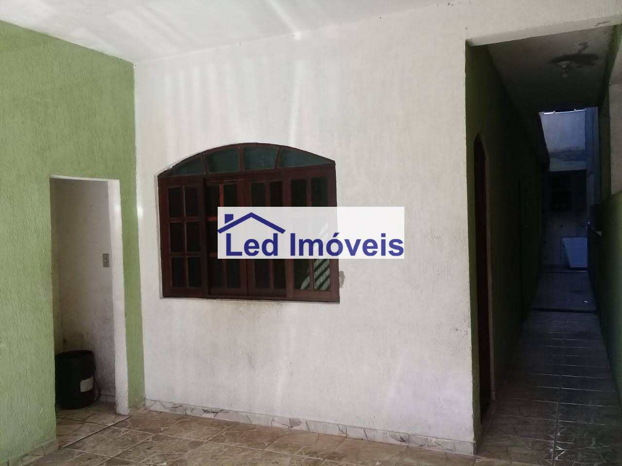 Casa à venda com 2 quartos, 125m² - Foto 2