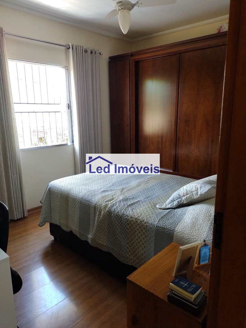 Casa à venda com 3 quartos, 130m² - Foto 16