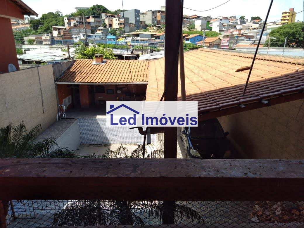 Sobrado à venda com 3 quartos, 180m² - Foto 3