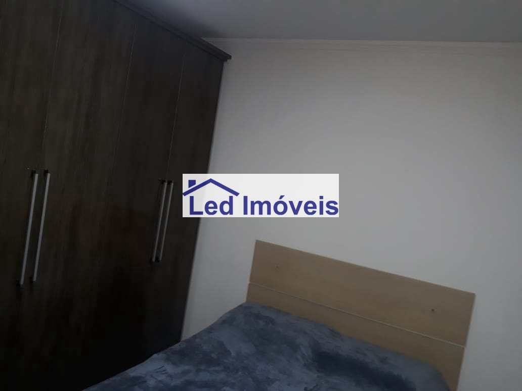 Apartamento à venda com 2 quartos, 70m² - Foto 9