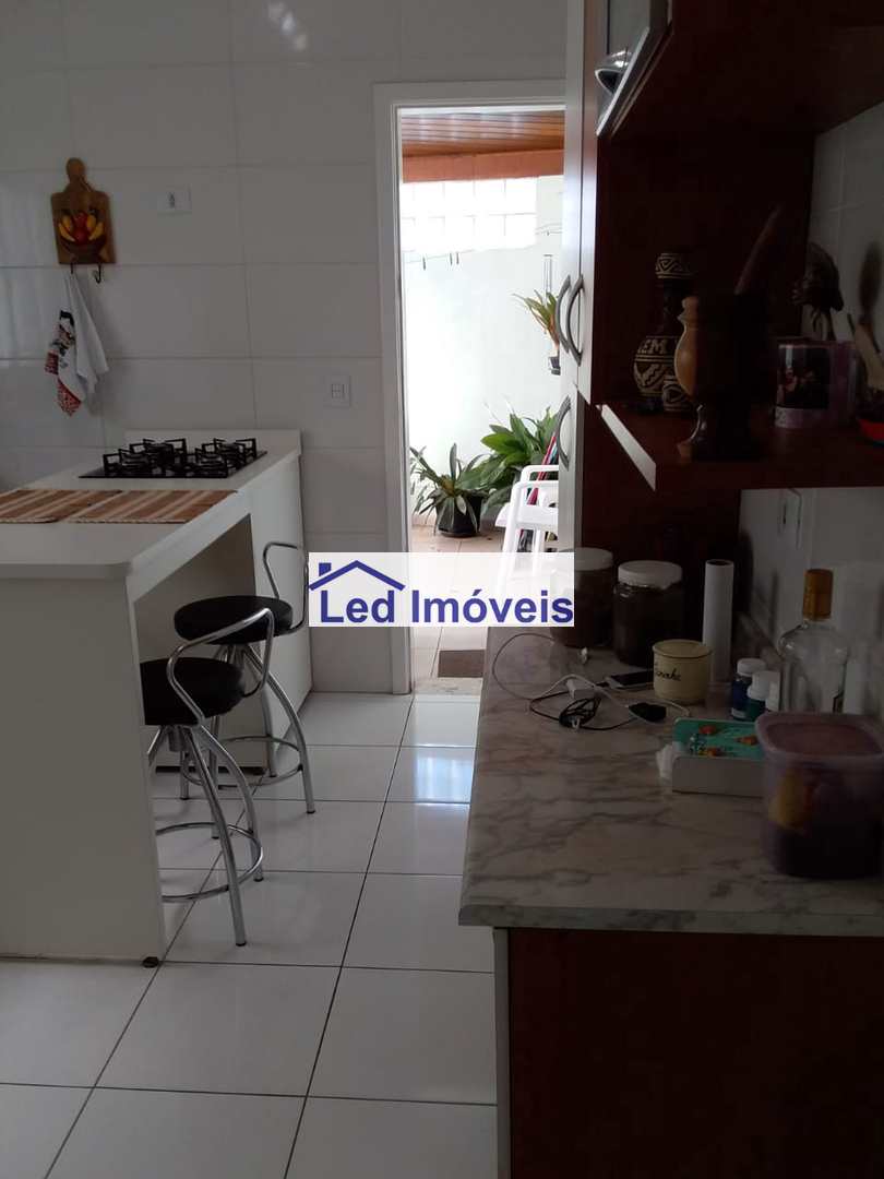 Sobrado à venda com 3 quartos, 115m² - Foto 8