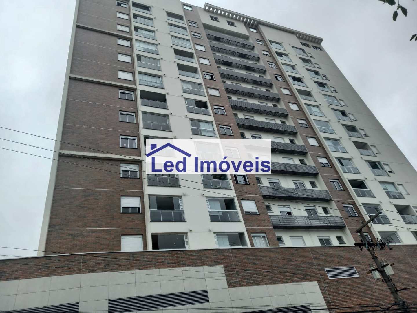 Apartamento à venda com 3 quartos, 73m² - Foto 1