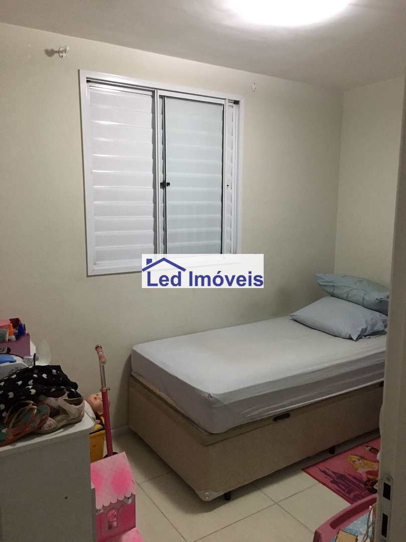 Apartamento à venda com 3 quartos, 60m² - Foto 11