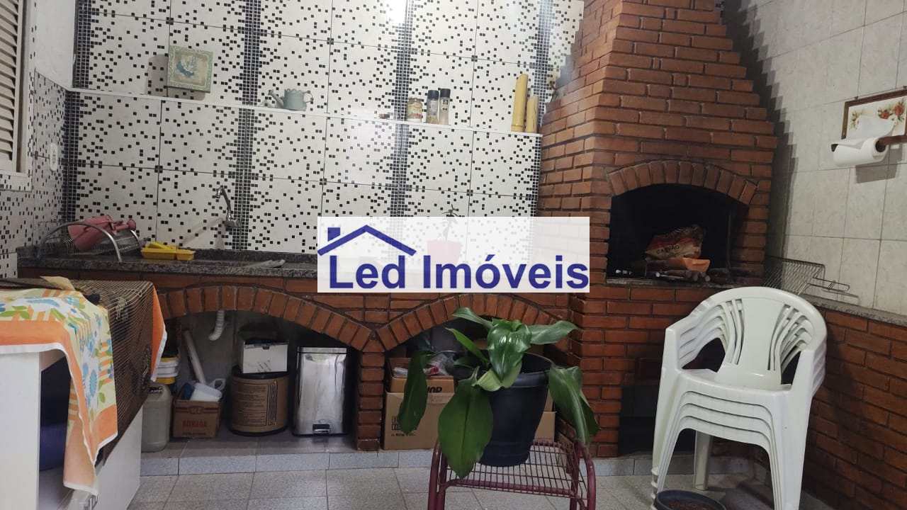 Sobrado à venda com 6 quartos, 350m² - Foto 28