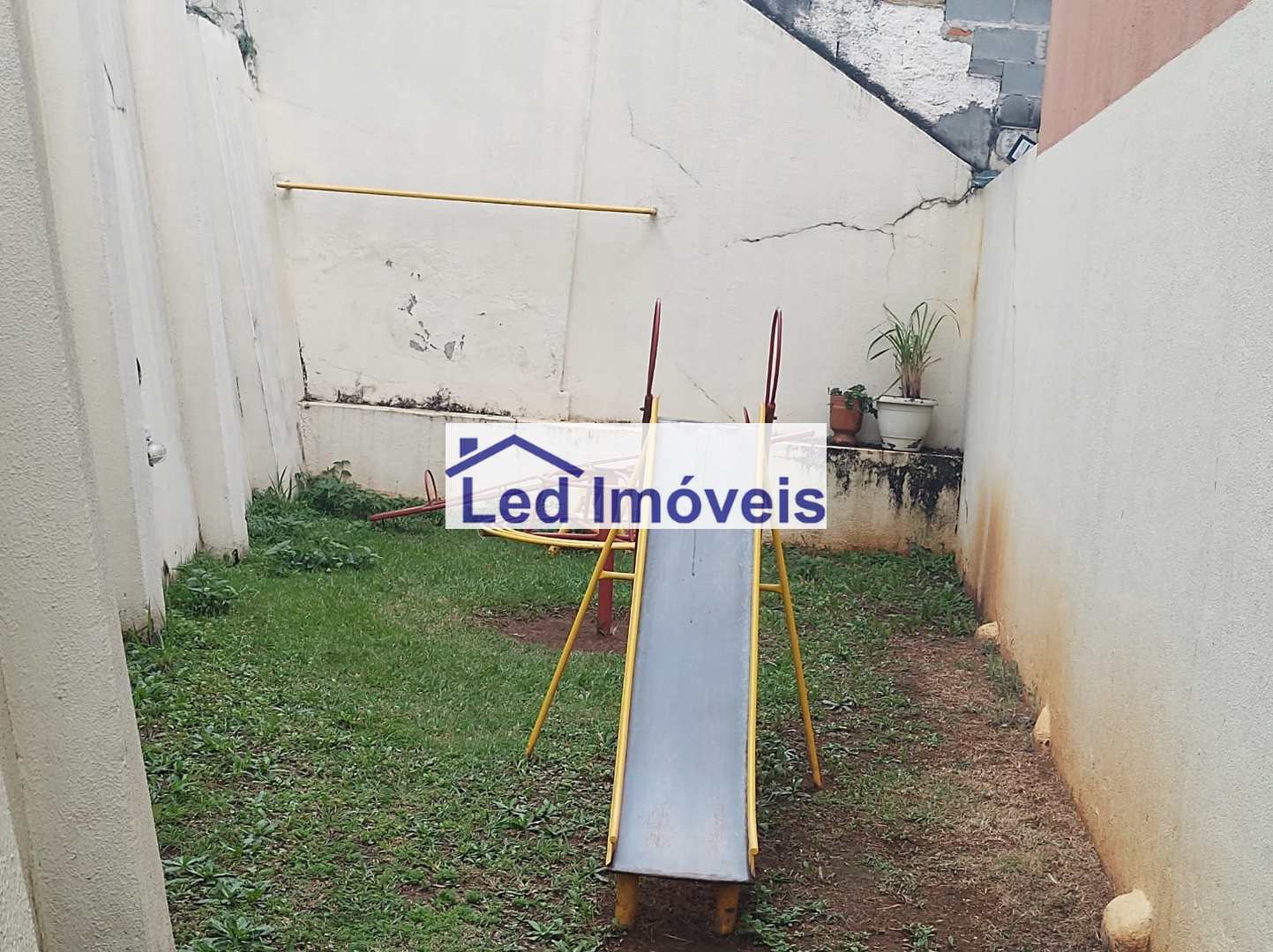 Sobrado à venda com 2 quartos, 80m² - Foto 25