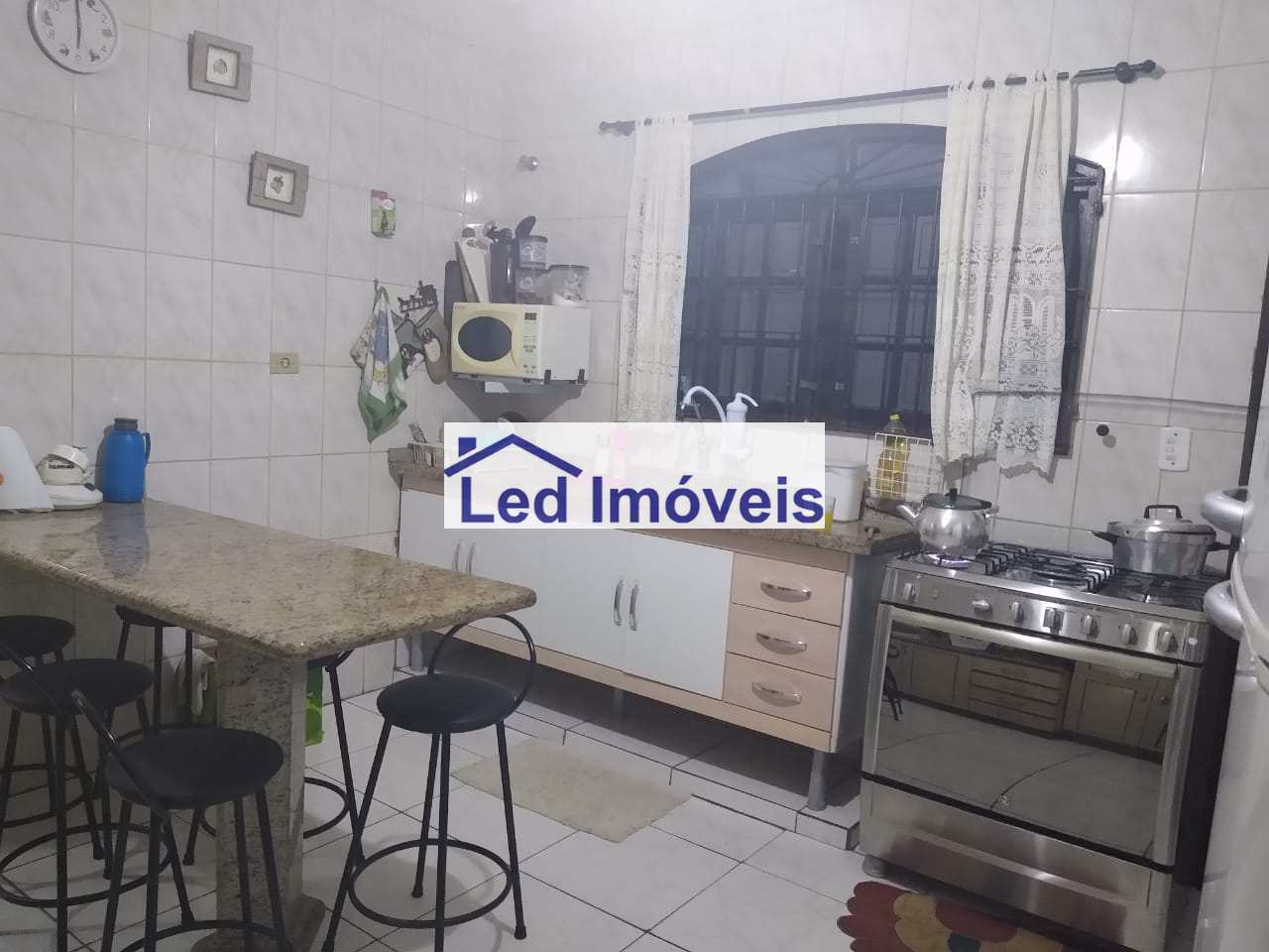 Casa à venda com 3 quartos, 125m² - Foto 4