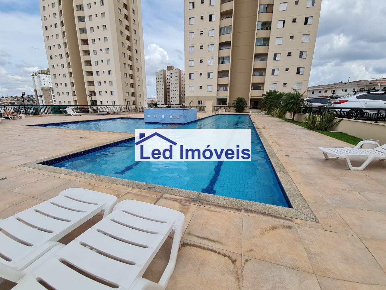 Apartamento à venda com 3 quartos, 75m² - Foto 16