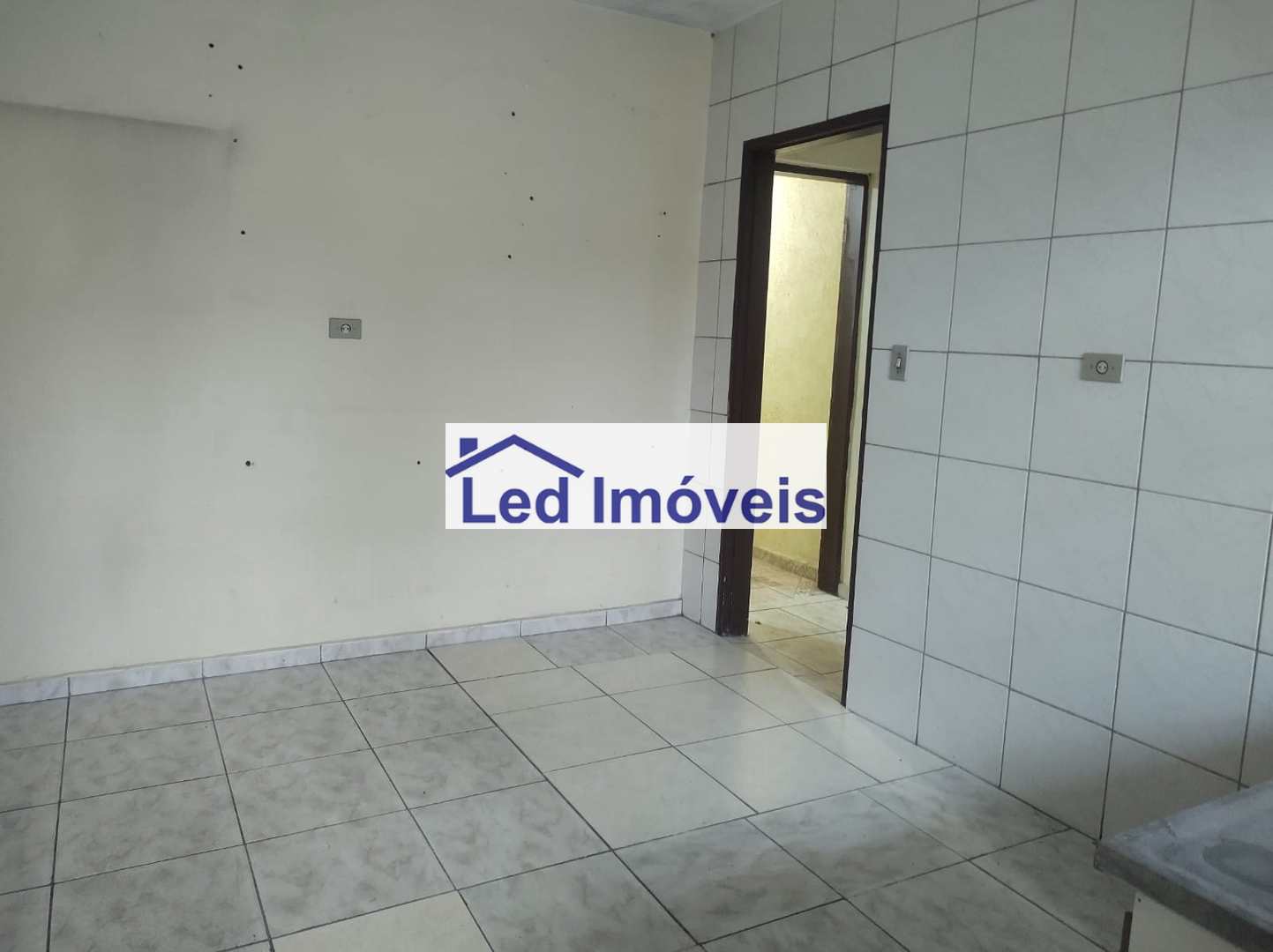 Sobrado à venda com 2 quartos, 228m² - Foto 14