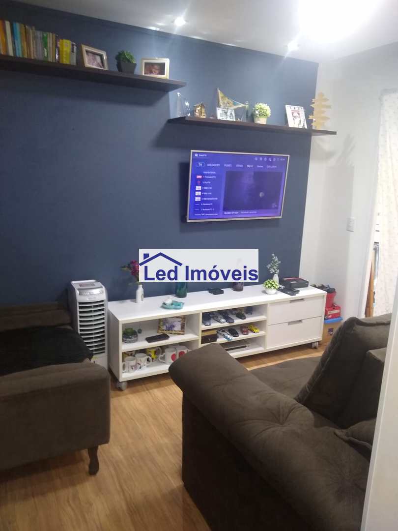 Apartamento à venda com 2 quartos, 60m² - Foto 1