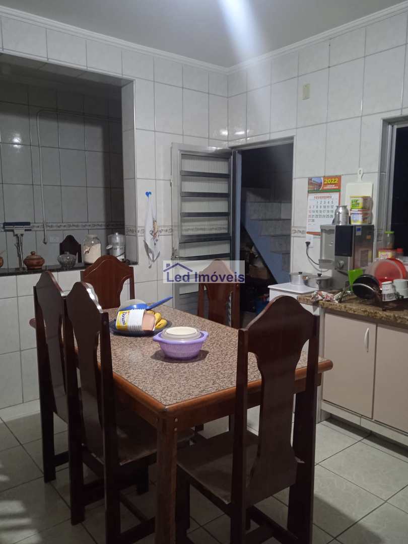 Sobrado, 3 quartos, 180 m² - Foto 3
