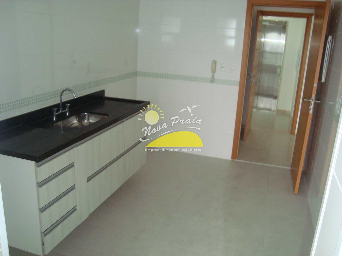 Apartamento à venda com 3 quartos, 131m² - Foto 8