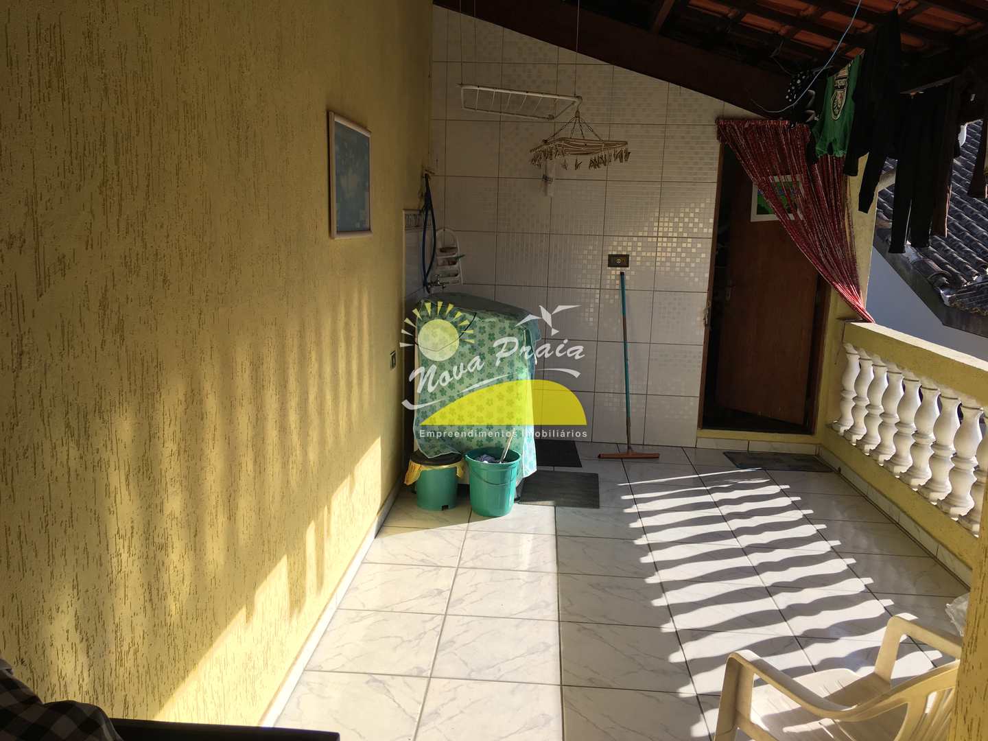 Casa à venda com 3 quartos, 80m² - Foto 9