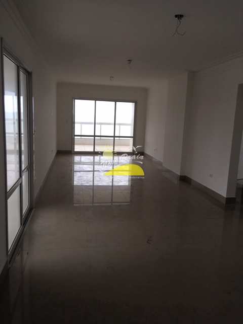 Apartamento à venda com 4 quartos, 213m² - Foto 2