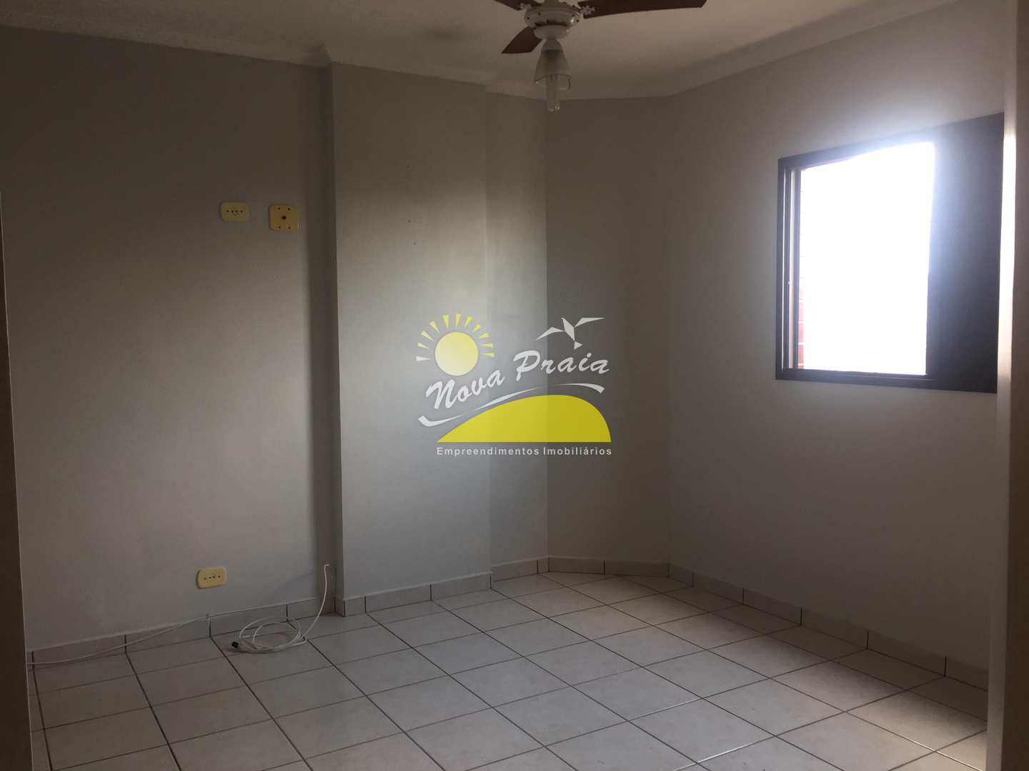 Apartamento à venda com 2 quartos, 75m² - Foto 20