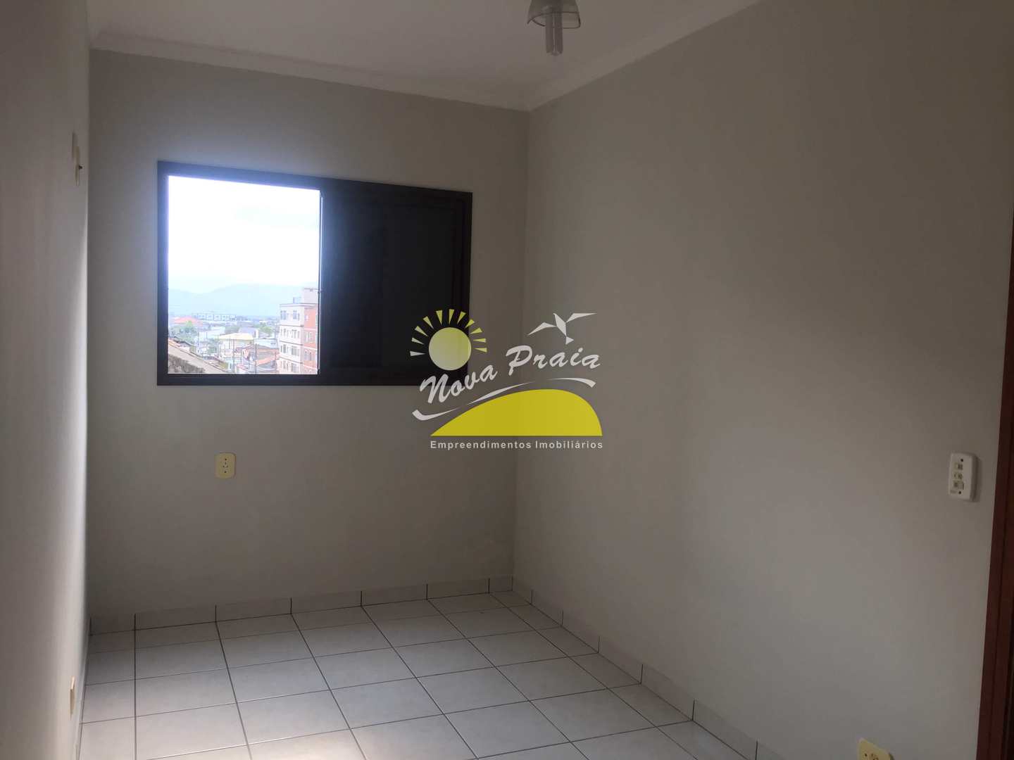 Apartamento à venda com 2 quartos, 75m² - Foto 12