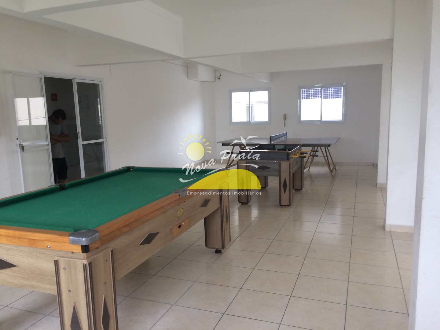 Apartamento à venda com 2 quartos, 80m² - Foto 4