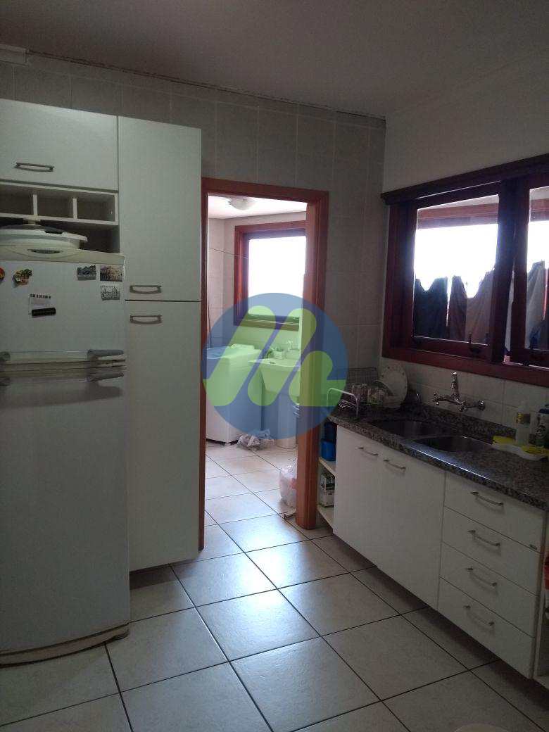 Apartamento à venda com 3 quartos, 145m² - Foto 7