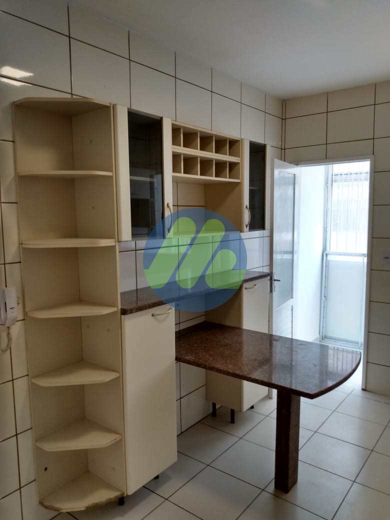 Apartamento à venda com 1 quarto, 62m² - Foto 2