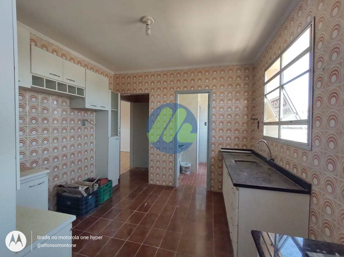 Apartamento à venda com 3 quartos, 121m² - Foto 9