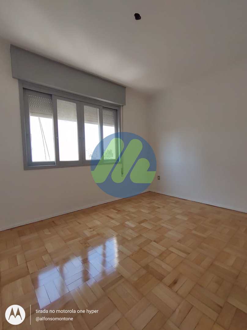 Apartamento à venda com 3 quartos, 121m² - Foto 2