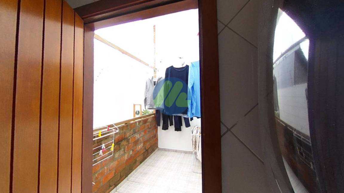 Sobrado à venda com 3 quartos, 300m² - Foto 8