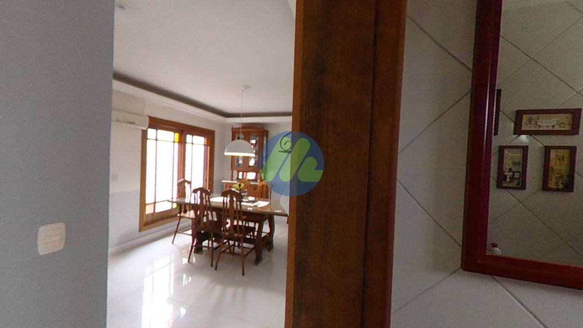 Sobrado à venda com 3 quartos, 300m² - Foto 2