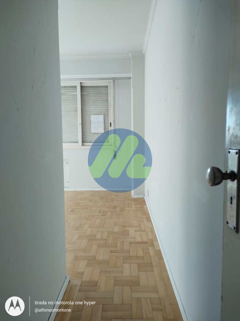 Apartamento à venda com 3 quartos, 128m² - Foto 1