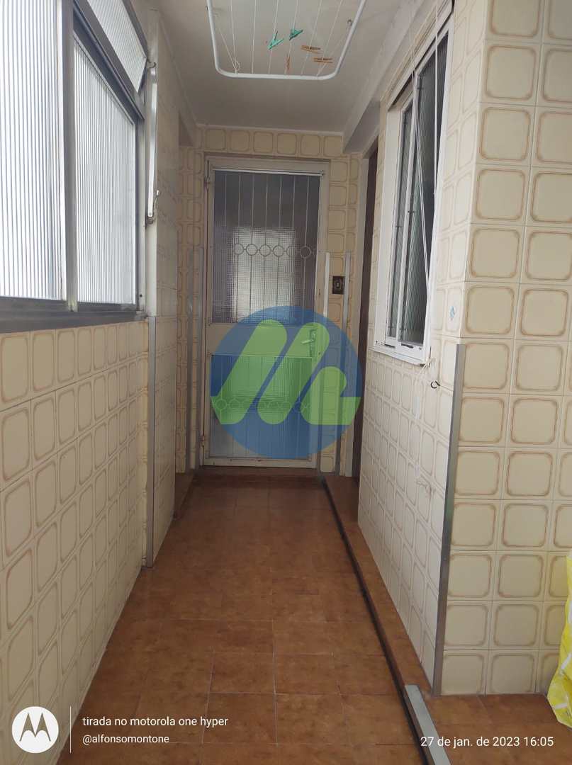 Apartamento à venda com 4 quartos, 200m² - Foto 18