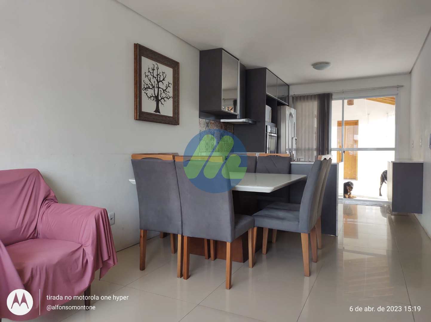 Casa à venda com 3 quartos, 207m² - Foto 1