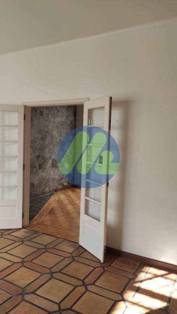 Casa à venda com 3 quartos, 288m² - Foto 22