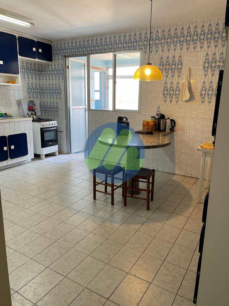 Apartamento à venda com 3 quartos, 160m² - Foto 3