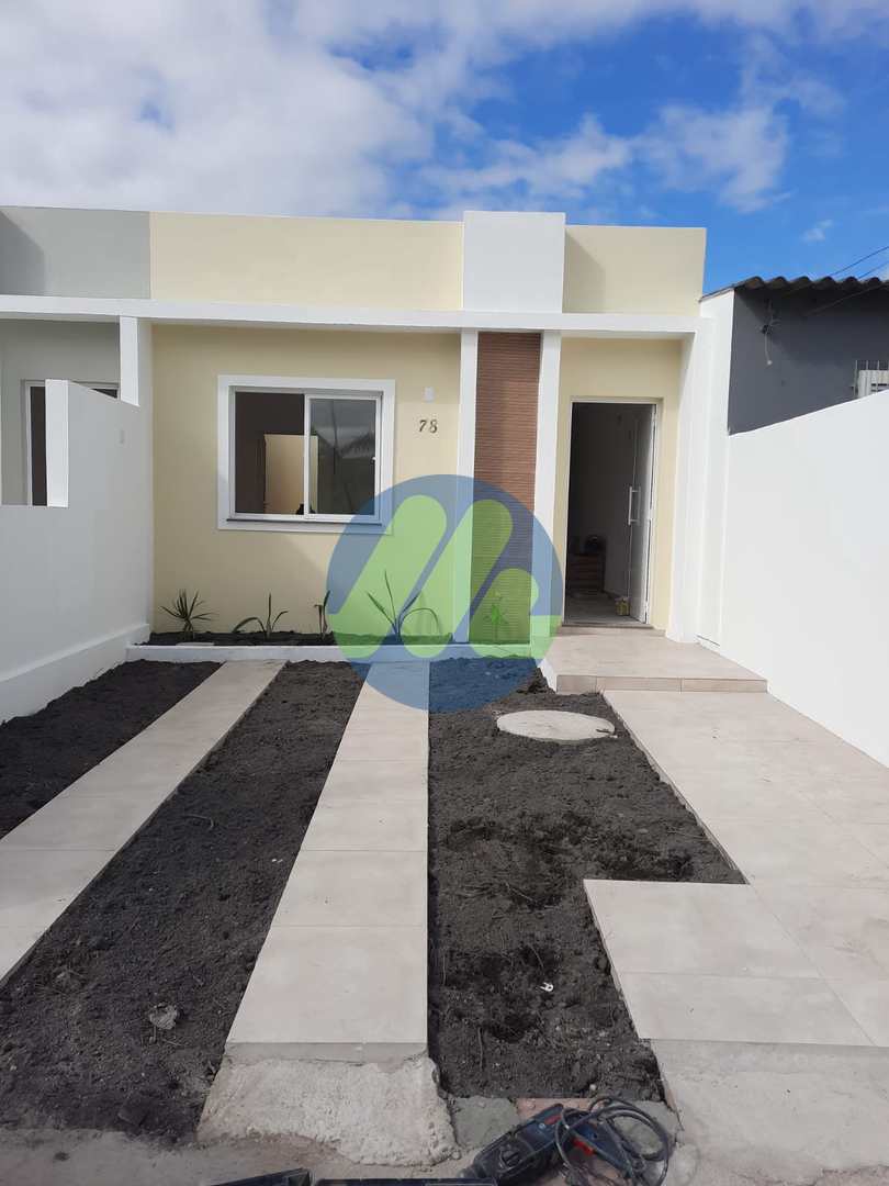 Casa à venda com 2 quartos, 60m² - Foto 3