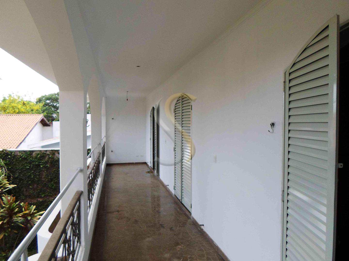 Sobrado à venda com 3 quartos, 590m² - Foto 2