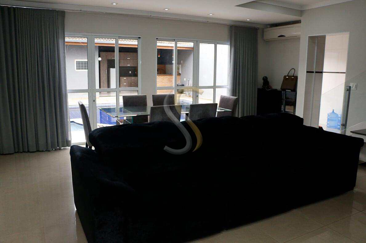 Sobrado à venda com 2 quartos, 250m² - Foto 20