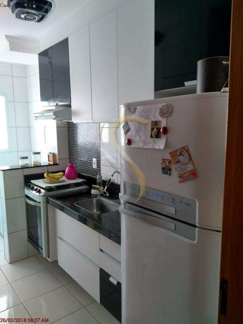 Apartamento à venda com 2 quartos, 58m² - Foto 4