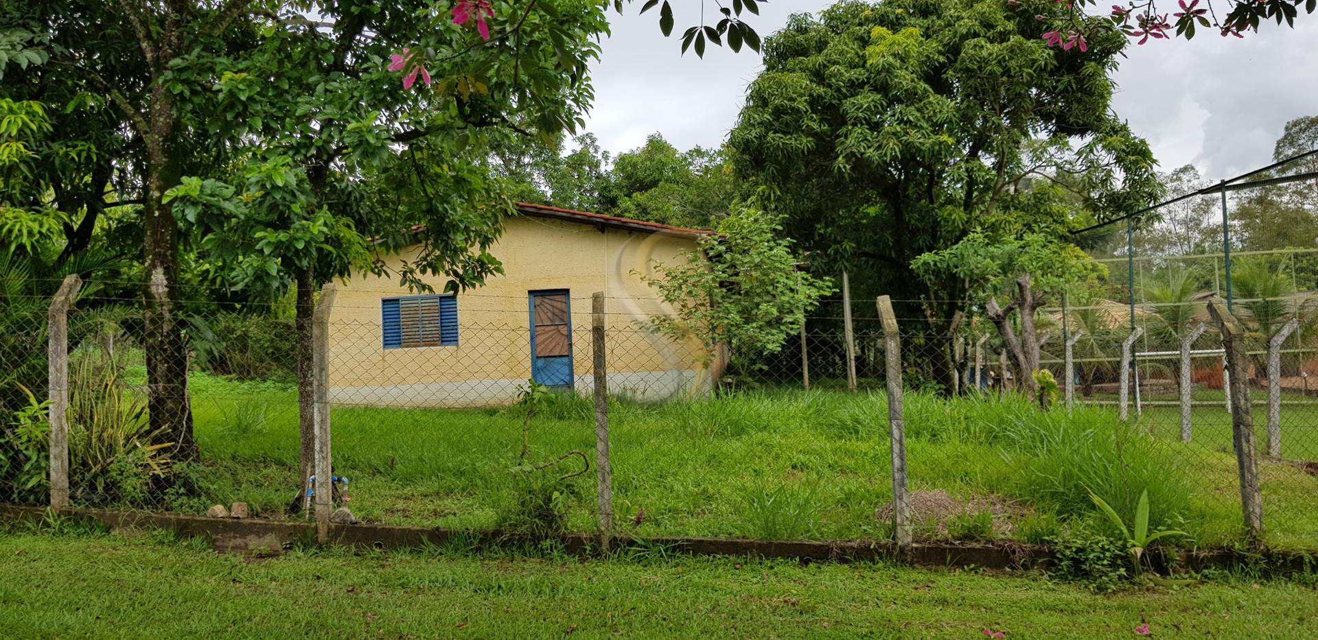 Fazenda à venda com 2 quartos, 1520m² - Foto 2