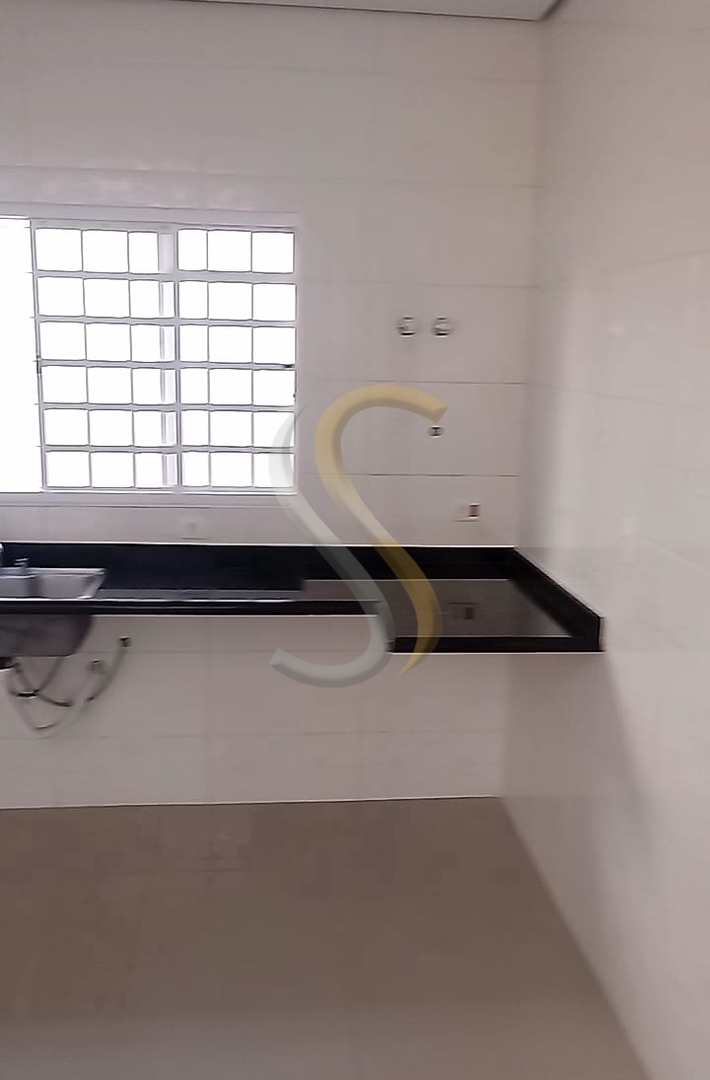 Sobrado à venda com 3 quartos, 250m² - Foto 27