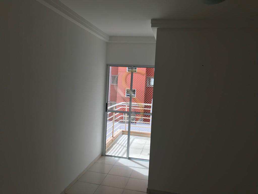 Apartamento à venda com 3 quartos, 60m² - Foto 1