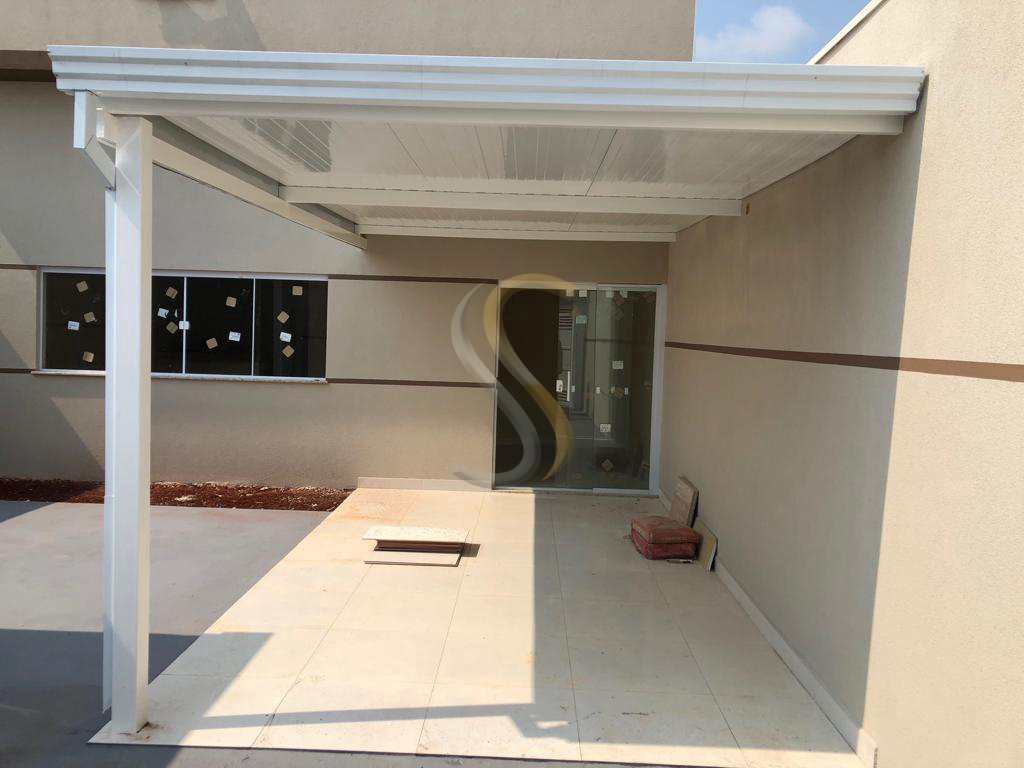 Casa à venda com 2 quartos, 113m² - Foto 2