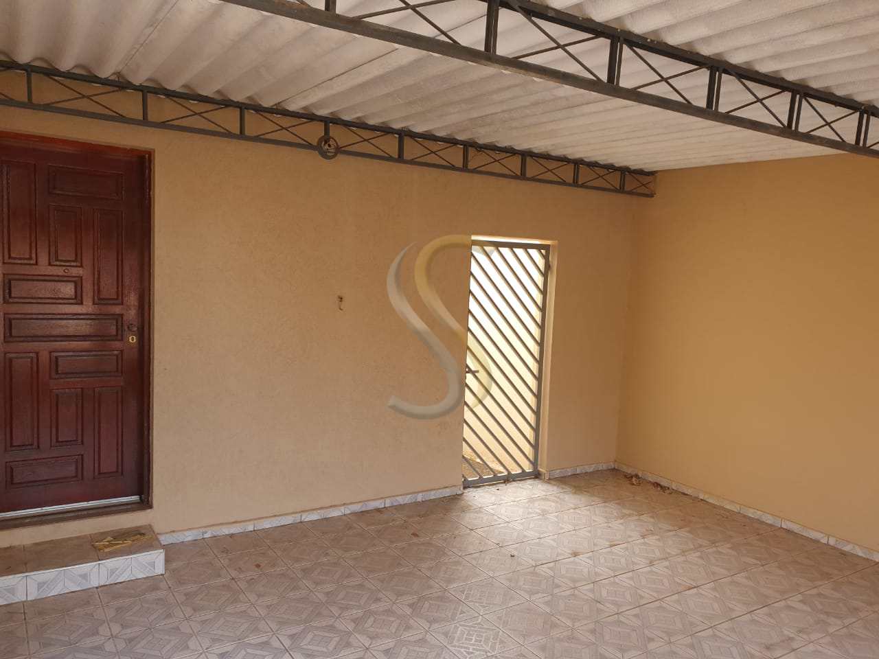 Casa à venda com 1 quarto, 220m² - Foto 3