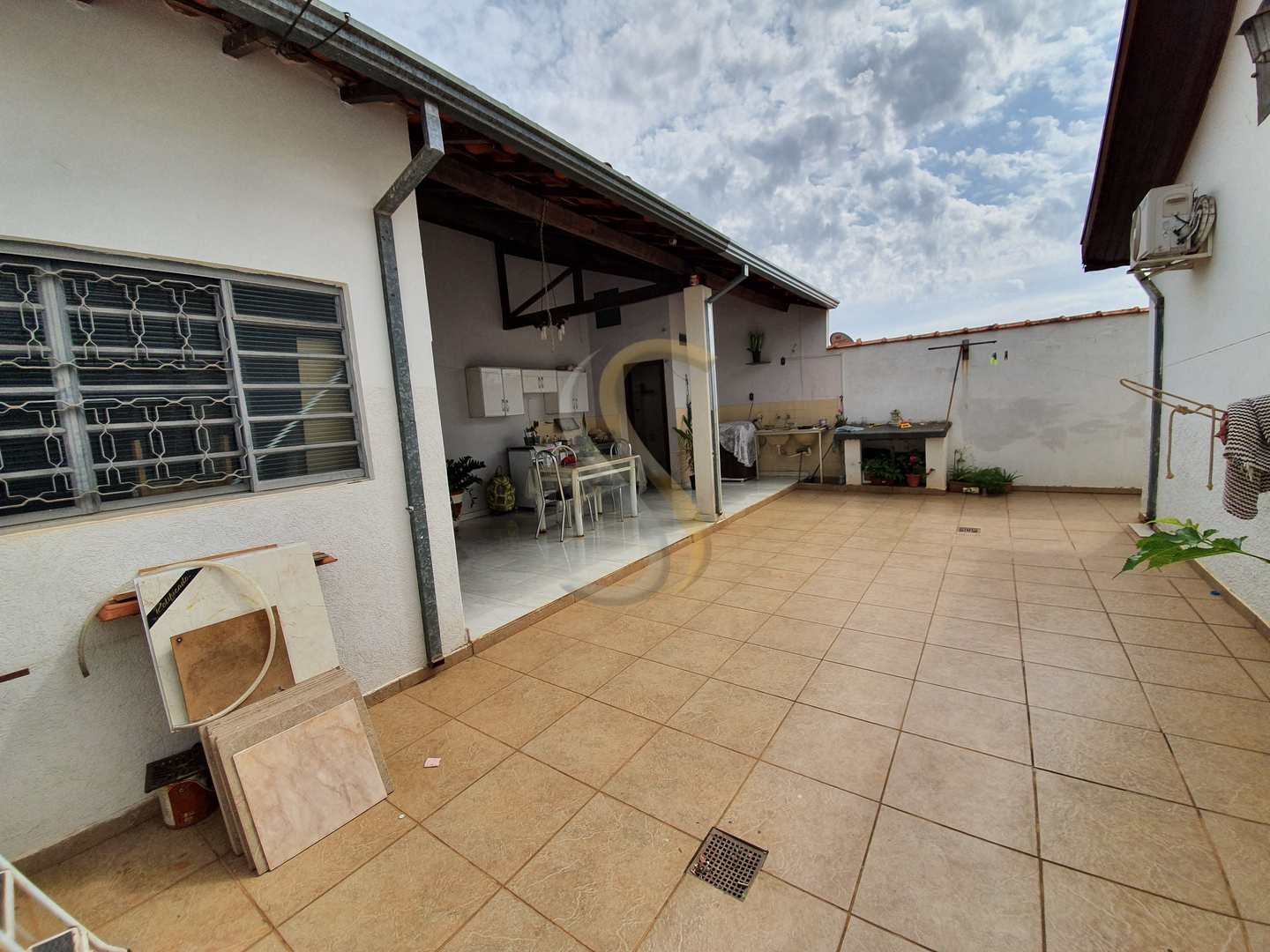 Casa à venda com 3 quartos, 250m² - Foto 14