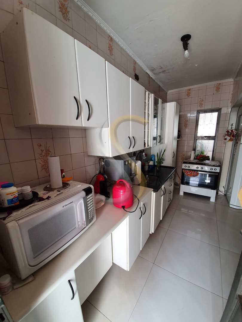 Casa à venda com 3 quartos, 250m² - Foto 11