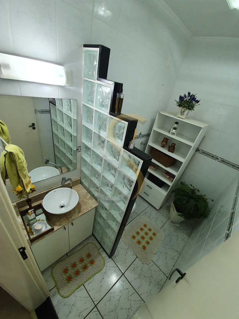 Sobrado à venda com 3 quartos, 200m² - Foto 21