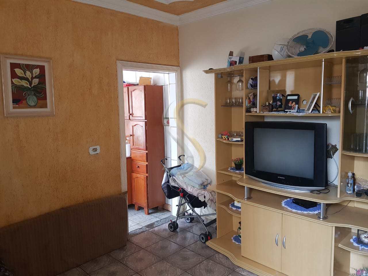 Casa à venda com 3 quartos, 60m² - Foto 2