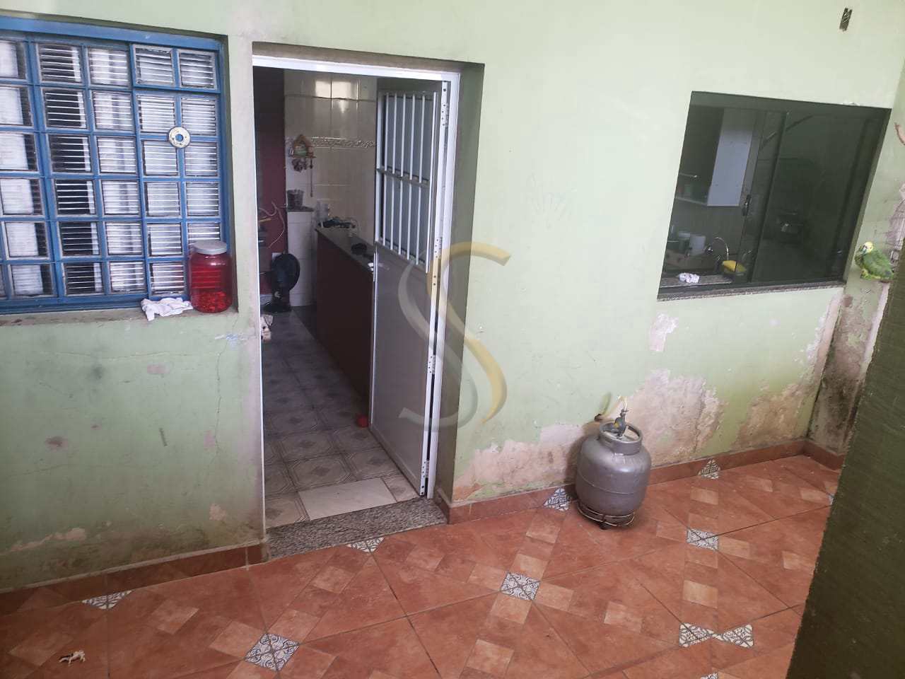 Sobrado à venda com 3 quartos, 330m² - Foto 1