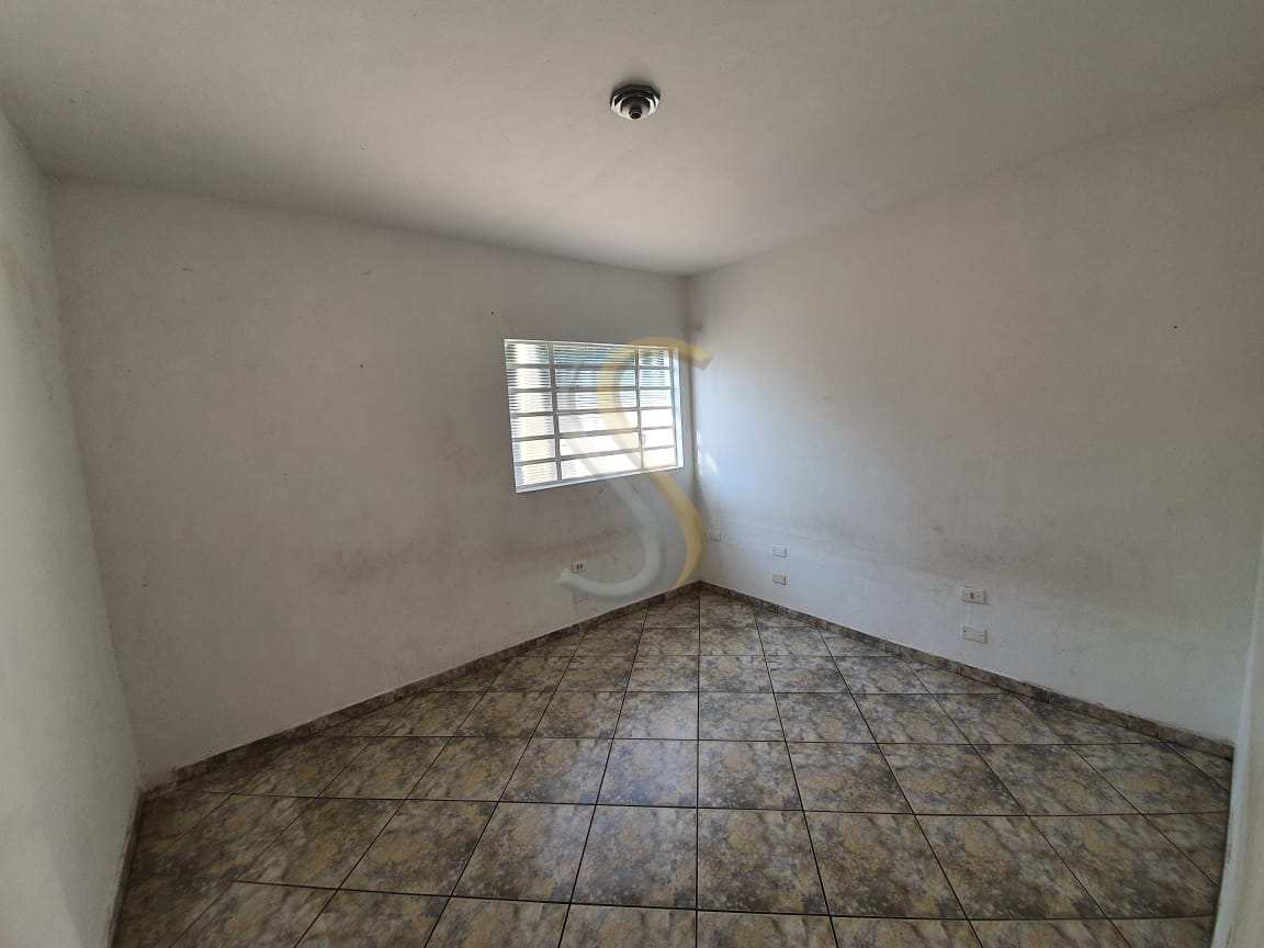 Casa para alugar com 1 quarto, 100m² - Foto 5